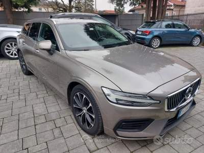Volvo V60 2.0 D3 110 KW AUT:SEQ Beige usata Villar Focchiardo