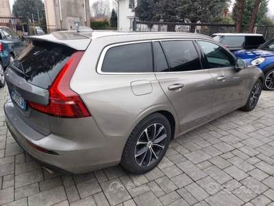 Volvo V60 2.0 D3 110 KW AUT:SEQ Beige usata Villar Focchiardo