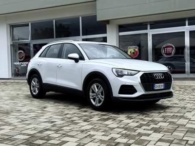 Audi Q3 2.0 TDI 150CV S-TRONIC BUSINESS Bianco usata Polignano a Mare
