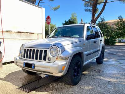 Jeep Cherokee Jeep Cherokee 2.8 CRD Limited AUTOCARRO #5699 Argento usata Bastia Umbra