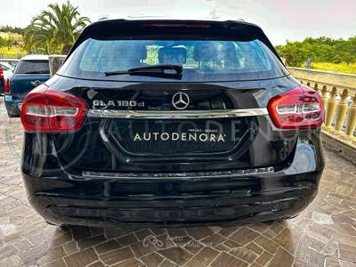 Mercedes-Benz GLA 180 GLA 180 d Automatic Premium#AUTO#CAM#NAVI#CRUISE Nero usata Altamura