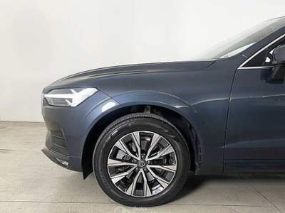 Volvo XC60 Momentum Pro, B4 AWD mild hybrid (D) automatico Blu/Azzurro usata Altavilla Vicentina
