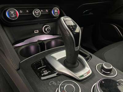 Alfa Romeo Stelvio 2.2 TD 160 CV AT8 Super Business Bianco usata Alcamo