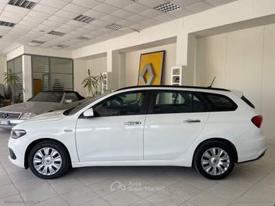 Fiat Tipo TIPO 1.6 MJT 120 CV S.W LOUNGE Bianco usata Caltagirone