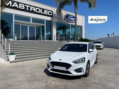 Ford Focus 1.0 EcoBoost Hybrid 155CV 5p.STL.X Bianco usata Lucugnano