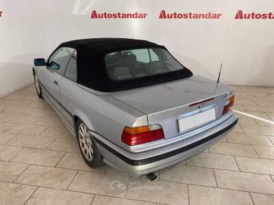 BMW Serie 3 320i 320i 24V cat Cabriolet usata Torino