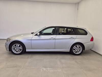 BMW Serie 3 320d d cat Touring - Bluetooth - Clima auto Argento usata Liscate