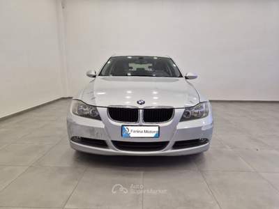 BMW Serie 3 320d d cat Touring - Bluetooth - Clima auto Argento usata Liscate