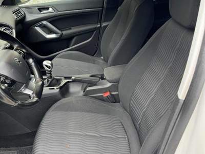 Peugeot 308 S&S Allure Bianco usata MOLFETTA