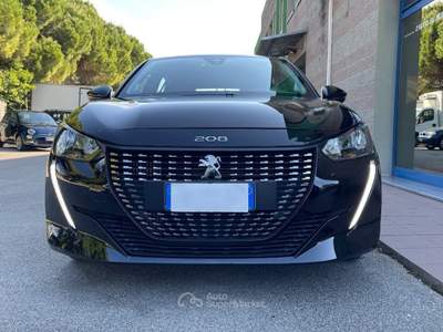 Peugeot 208 1.5 BLUEHDI 102CV UNIPROPRIETARIO NAVIGATORE Nero usata Venezia