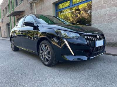 Peugeot 208 1.5 BLUEHDI 102CV UNIPROPRIETARIO NAVIGATORE Nero usata Venezia