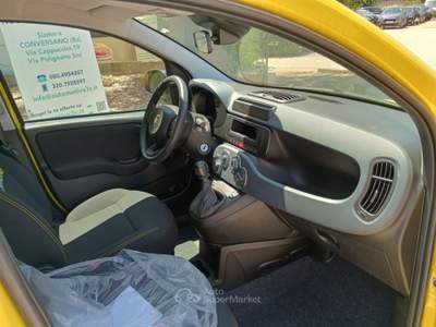 Fiat Panda FireFly 70cv Hybrid Km0 Giallo usata Monopoli