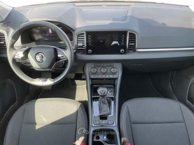 Skoda Karoq 2.0 tdi evo Ambition 4x4 150cv dsg Bianco usata Pistoia