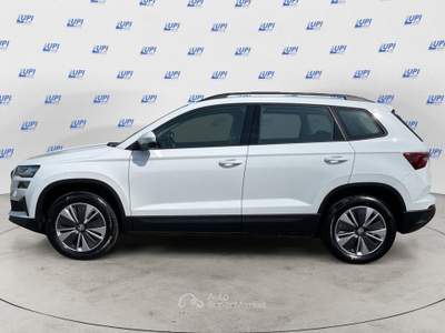 Skoda Karoq 2.0 tdi evo Ambition 4x4 150cv dsg Bianco usata Pistoia