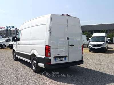 Volkswagen Crafter 30 2.0 TDI 140CV PM-TM Furgone Automatico Bianco usata Reggio nell'Emilia