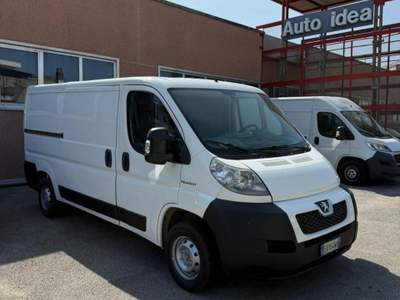 Peugeot Boxer 330 2.2 HDi/120CV PC-TN Combi Comfort Bianco usata Castellammare di Stabia