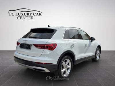 Audi Q3 2.0 150cv  Business Advanced s-tronic TUA A 527 MENSILE Bianco usata Sant'Egidio del Monte Albino