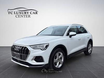 Audi Q3 2.0 150cv  Business Advanced s-tronic TUA A 527 MENSILE Bianco usata Sant'Egidio del Monte Albino