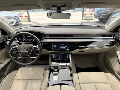 Audi A8 50 TDI 286cv MHEV Quattro (Tetto/Pelle/Sosp./Led) Blu/Azzurro usata Castellaneta