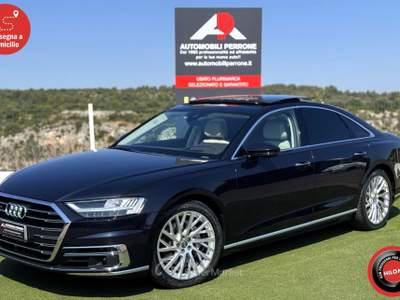 Audi A8 50 TDI 286cv MHEV Quattro (Tetto/Pelle/Sosp./Led) Blu/Azzurro usata Castellaneta
