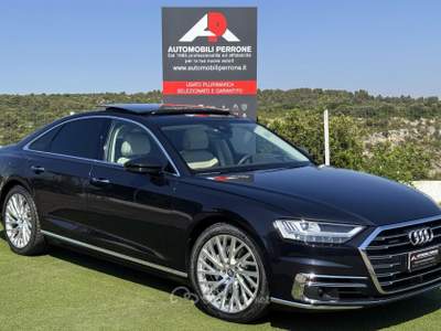 Audi A8 50 TDI 286cv MHEV Quattro (Tetto/Pelle/Sosp./Led) Blu/Azzurro usata Castellaneta