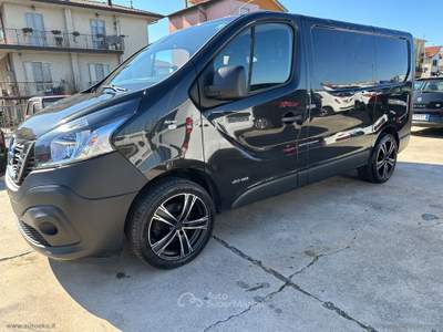 Nissan NV300 NV300 27 1.6 dCi TT 125CV S&S PC-TN Van Nero usata Rimini