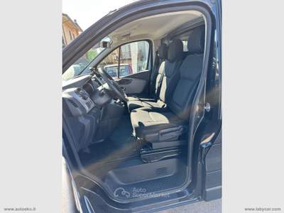 Nissan NV300 NV300 27 1.6 dCi TT 125CV S&S PC-TN Van Nero usata Rimini