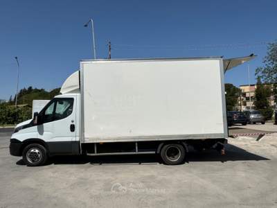 Iveco Daily Daily 35S14V 2.3 HPT PLM-TA Furg. Bianco usata Caltagirone