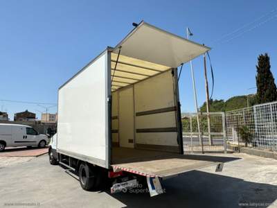 Iveco Daily Daily 35S14V 2.3 HPT PLM-TA Furg. Bianco usata Caltagirone