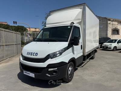 Iveco Daily Daily 35S14V 2.3 HPT PLM-TA Furg. Bianco usata Caltagirone