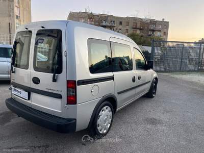 Opel Combo Combo 1.3 CDTI 75CV 5p. Tour Enjoy Argento usata Caltagirone