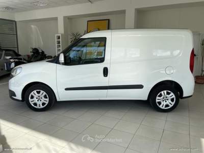 Fiat Doblò Fiat doblo cargo 1.3 MULTIJET 95CV Bianco usata Caltagirone