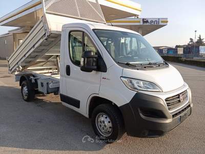 Fiat Ducato Ducato 35 2.3 MJT 130CV RIBALTABILE TRILATERALE Bianco usata VILLAFALLETTO