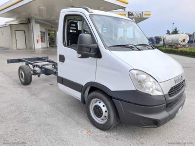 Iveco Daily Daily 35S15 2.3 HPT PL Cabinato usata VILLAFALLETTO