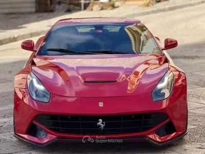 Ferrari F12 V12 6.3 740cv CARBON CERAMIC Rosso usata Santeramo in Colle