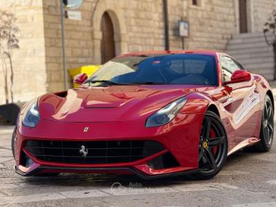 Ferrari F12 V12 6.3 740cv CARBON CERAMIC Rosso usata Santeramo in Colle