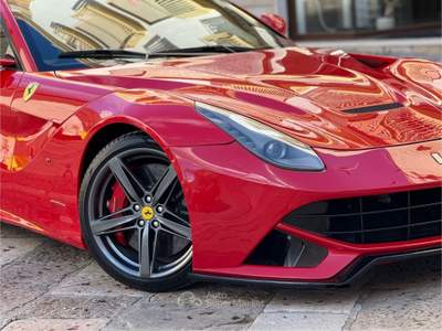 Ferrari F12 V12 6.3 740cv CARBON CERAMIC Rosso usata Santeramo in Colle