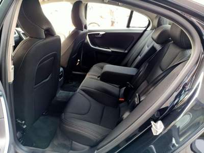 Volvo S60 D2 Powershift Kinetic Nero usata Quarto d'Altino