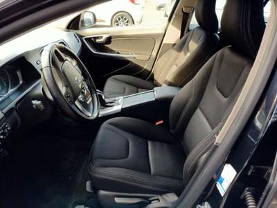 Volvo S60 D2 Powershift Kinetic Nero usata Quarto d'Altino