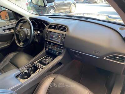 Jaguar F-Pace F-Pace 2.0 D 180 CV AWD aut. Blu/Azzurro usata Pordenone