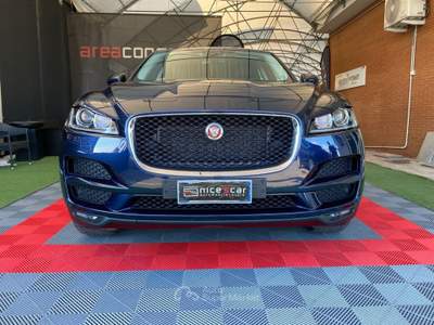 Jaguar F-Pace F-Pace 2.0 D 180 CV AWD aut. Blu/Azzurro usata Pordenone