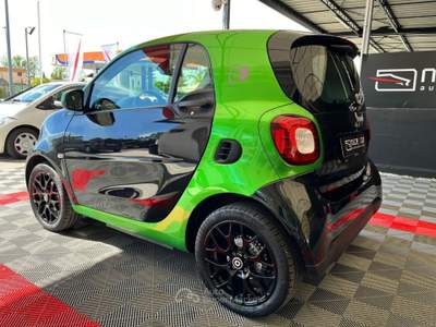 Smart ForTwo fortwo EQ Passion * FULL ELECTRIC * Nero usata Pordenone