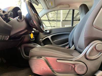 Smart ForTwo fortwo EQ Passion * FULL ELECTRIC * Nero usata Pordenone