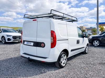Fiat Doblò Doblò 1.6MJT 105 SX 3 POSTI NAVI GANCIO CLIMA Bianco usata Villarosa