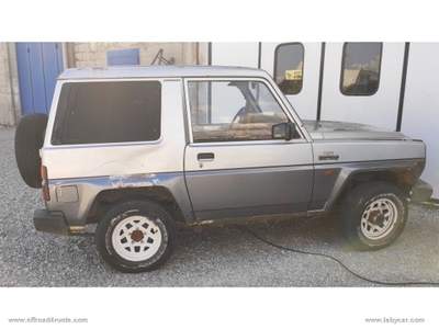 Daihatsu Rocky Rocky 2.8 TD Station Wagon corto F70LV-T Grigio usata Tavagnacco
