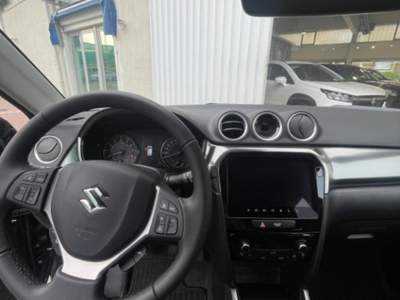 Suzuki Vitara 1.4 Hybrid 4WD AllGrip Top Grigio usata Novara