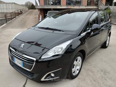 Peugeot 5008 PREZZO RIBASSATO Nero usata CANELLI