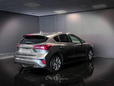 Ford Focus Prezzovero 1.5 Diesel ST-Line C/automatico Grigio usata Beregazzo con figliaro
