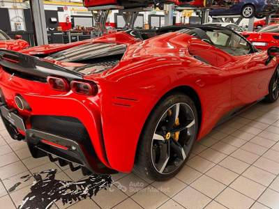 Ferrari SF90 Spider Rosso usata Calvatone