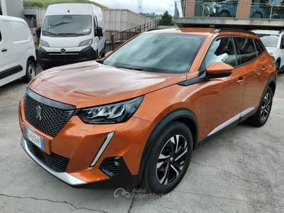 Peugeot 2008 OTTIME CONDIZIONI GENERALI Arancione usata Canelli